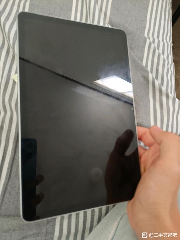 出一台开不了机的华为MatePad 10.4寸平板-2.jpg
