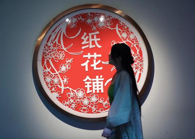 江苏有个投资100亿的国风景区，吃饭就像演武侠剧，适合全家出游-3.jpg