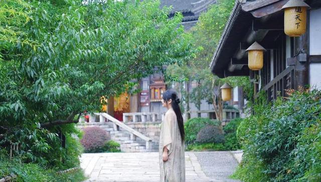 江苏有个投资100亿的国风景区，吃饭就像演武侠剧，适合全家出游-6.jpg